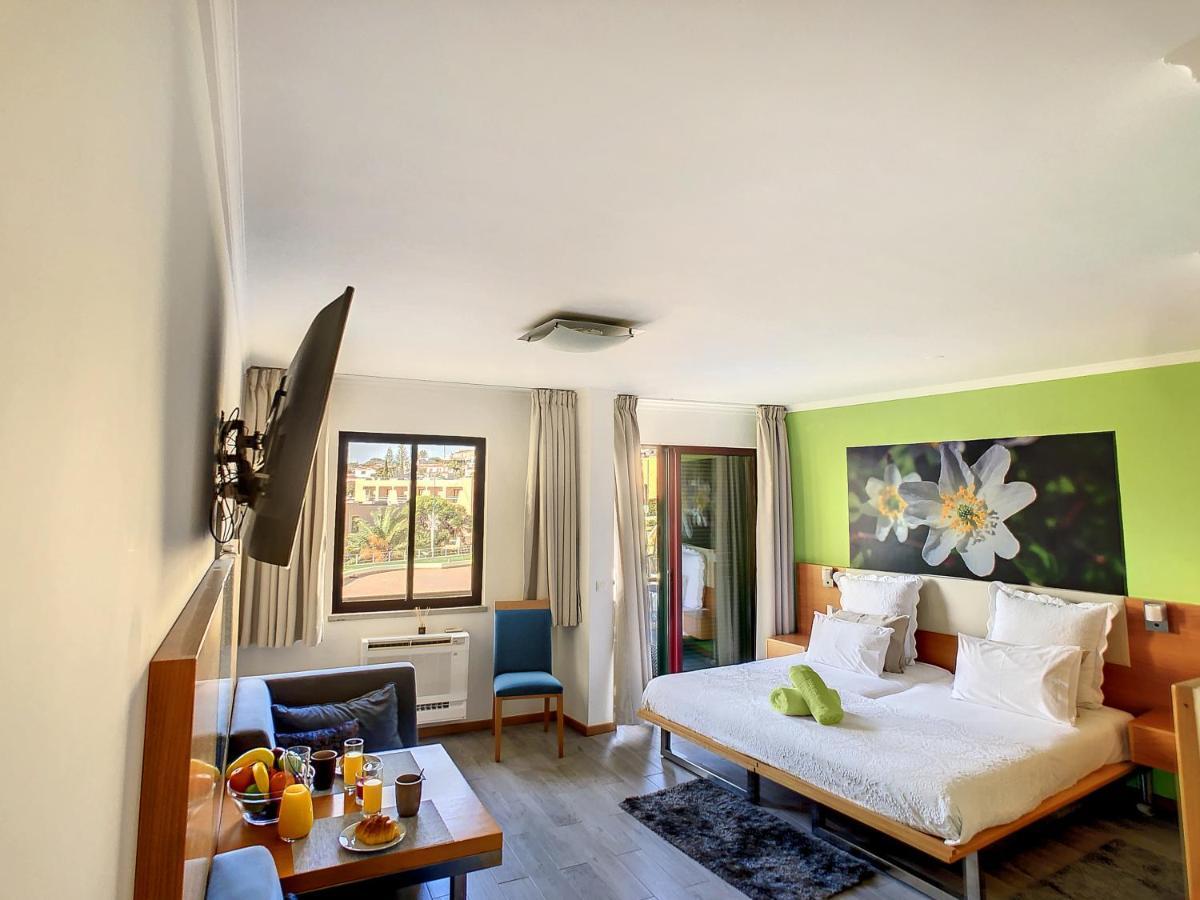 The Seaview Studio By Lovelystay Caniço Exterior foto